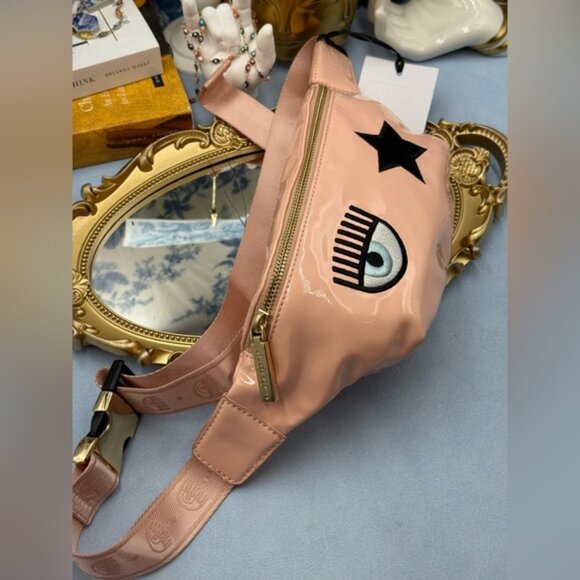 🆕 CHIARA FERRAGNI 🧿 NWT Eyelike Embroidered Bumbag, Peach Faux Leather - Picture 4 of 15